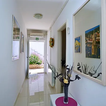 Apartments Viskovic Margita Hvar Town Exterior foto