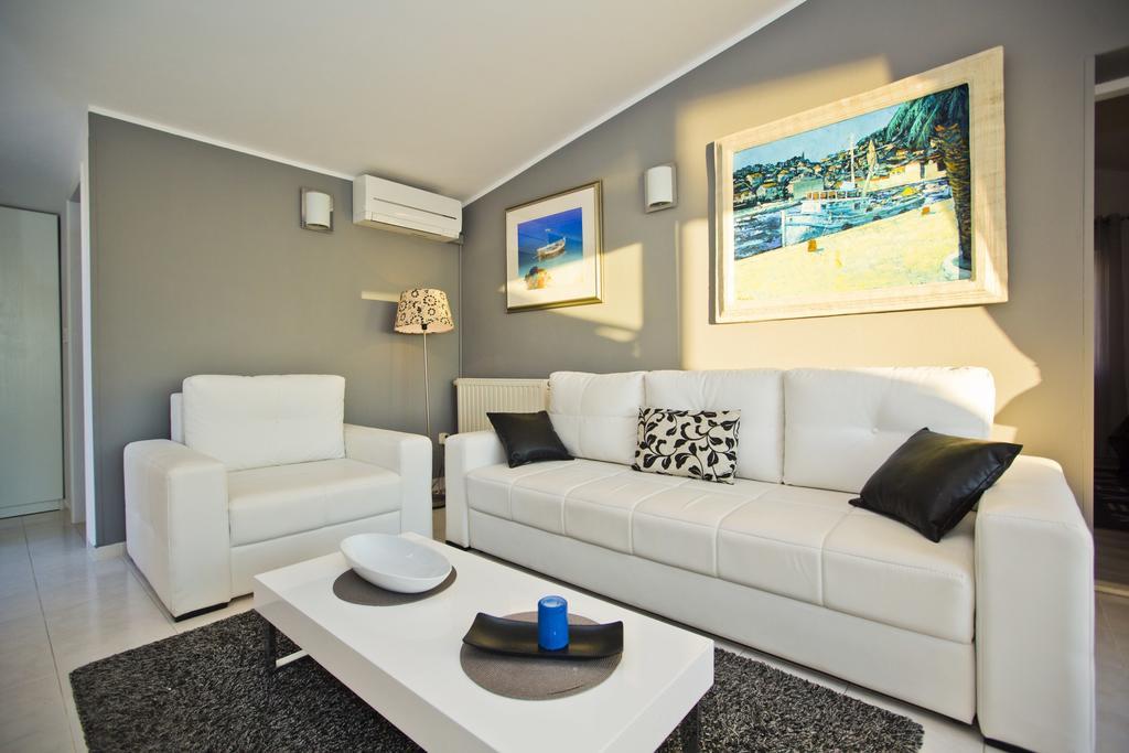 Viskovic Margita Apartment Hvar Town